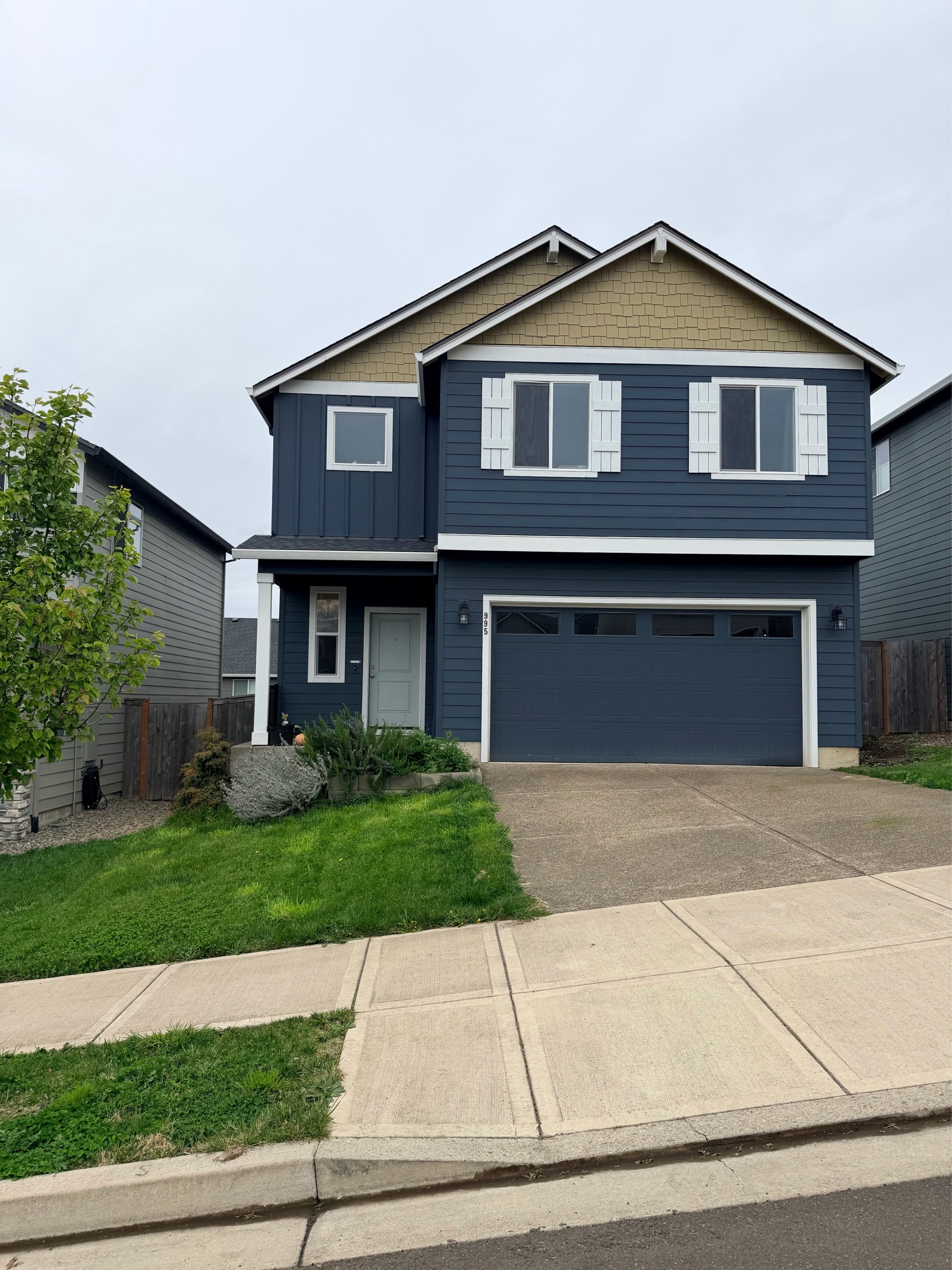 995 Northeast Wildwood Drive